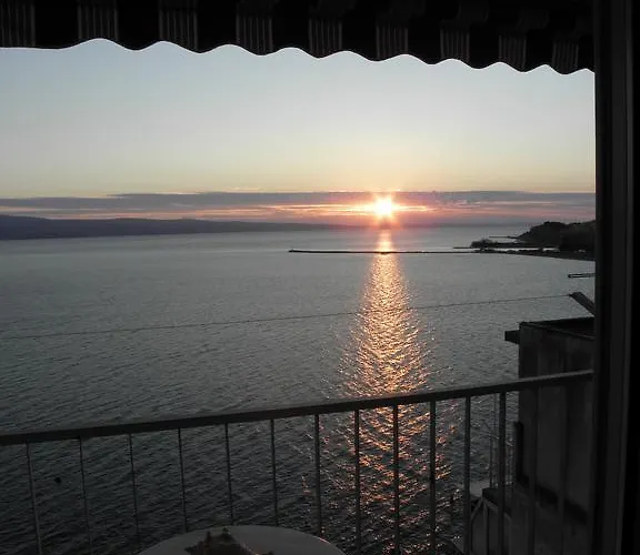 Appartamento Sunny Omiš